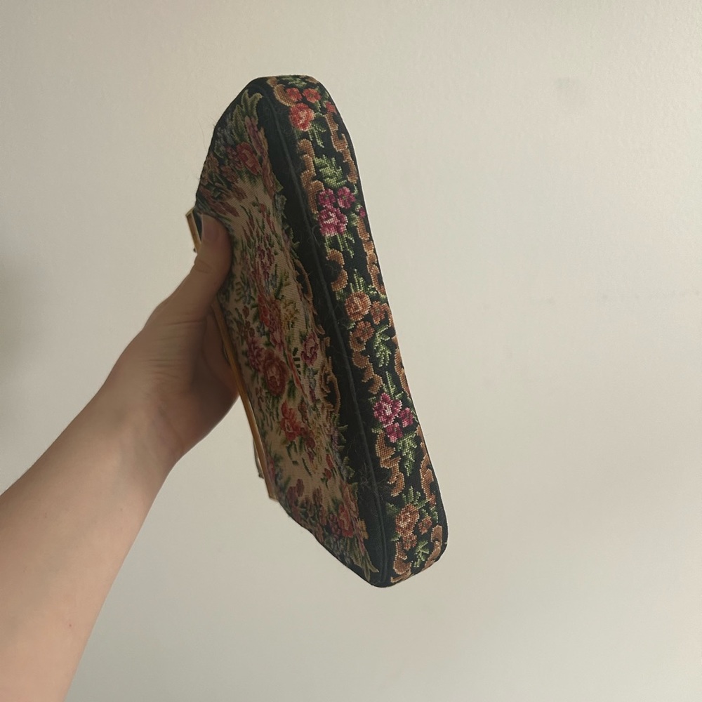 Antique floral tapestry clutch purse - Picture 6 of 11